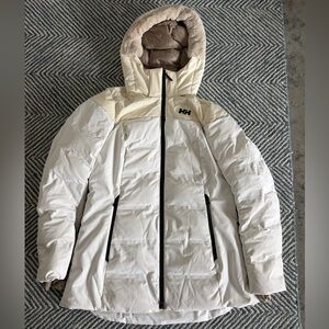 Helly Hansen Women's Snow Jacket in White and Cream